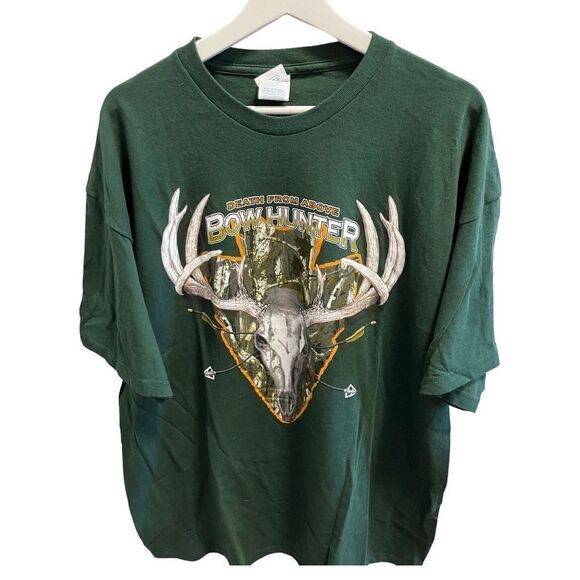BOW HUNTER DEATH FROM ABOVE Mens Graphic Green Size XXLarge Short Sleeve T-shirt - Picture 1 of 6